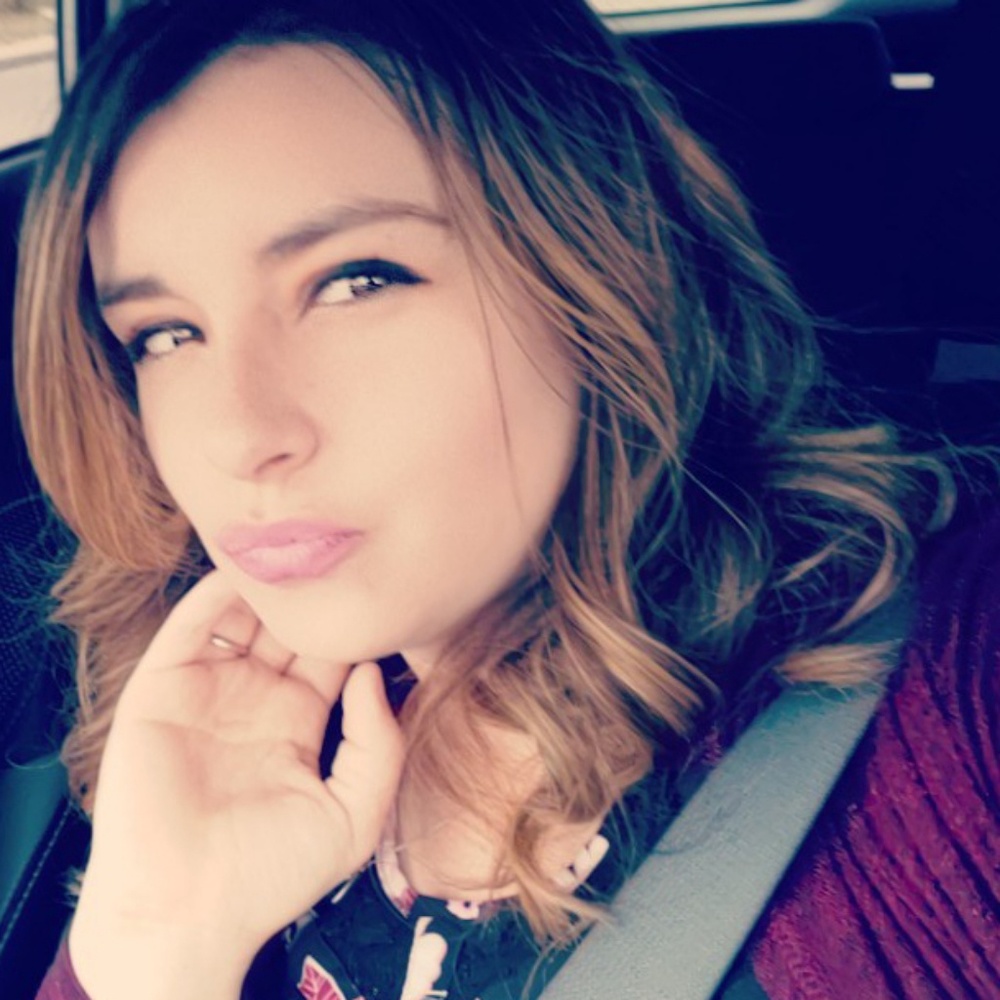 Meet your Posher, Brit